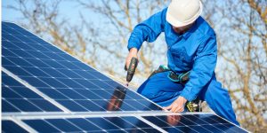 Installation Maintenance Panneaux Solaires Photovoltaïques à Montfleur